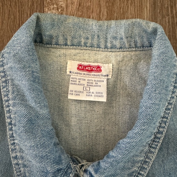 Vintage At Last Co Embroidered Denim Cropped Vest - Picture 8 of 9